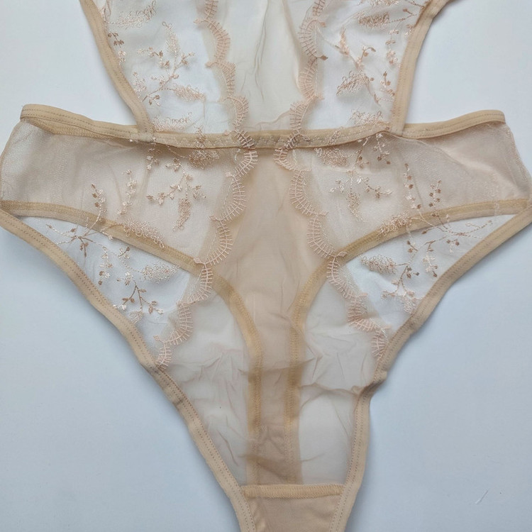 لباس خواب زنانه برتا مدل توری فنردار کد 2300C