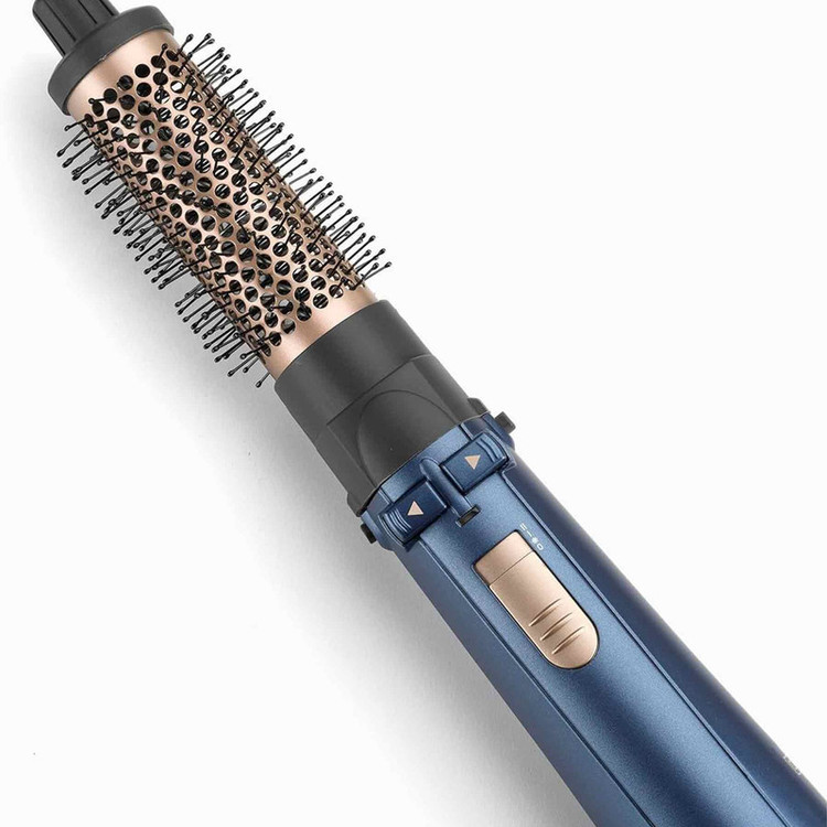 سشوار برسدار چرخشی 1000 وات بابیلیس مدل Style pro 1000، موتور DC، وزن 280 گرم، المنت سرامیک، دارای سری متمرکزکننده باریک با ویژگی صافکنندگی، فرکنندگی، با قابلیت باد سرد، فناوری تولید یون