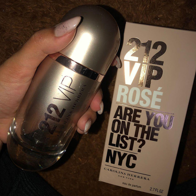 ادو پرفیوم زنانه کارولینا هررا مدل 212VIP Rose حجم 125 میلی لیتر