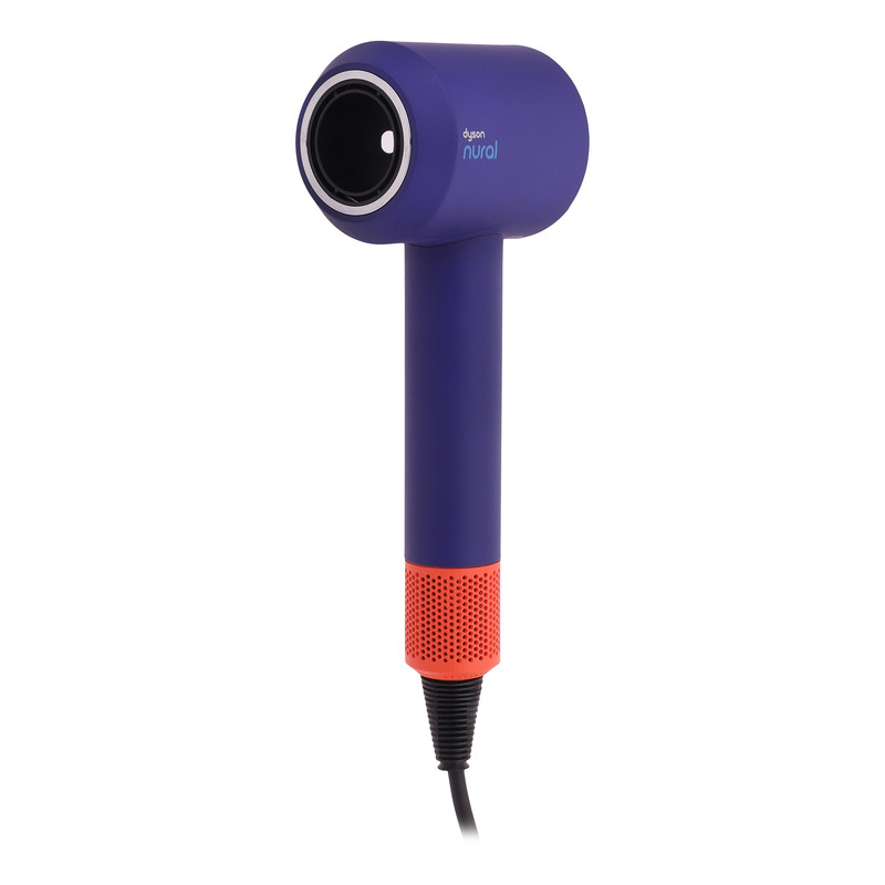 سشوار خانگی 220 وات دایسون مدل Supersonic hd16، موتور AC، وزن 2140 گرم، دارای سری برسدار گرد پهن، سری چرخشی، متمرکزکننده باریک، متمرکزکننده پهن، سری شانهدار با ویژگی صافکنندگی، با قابلیت باد سرد