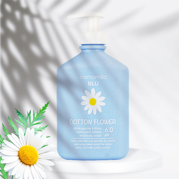 ژل بهداشتی بانوان کامومیلا مدل Bright حجم 300 میلی لیتر
