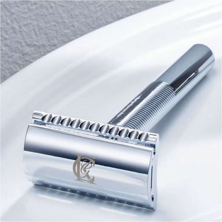 خود تراش ژیلت مدل King.C Double Edge به همراه تیغ یدک بسته 5 عددی
