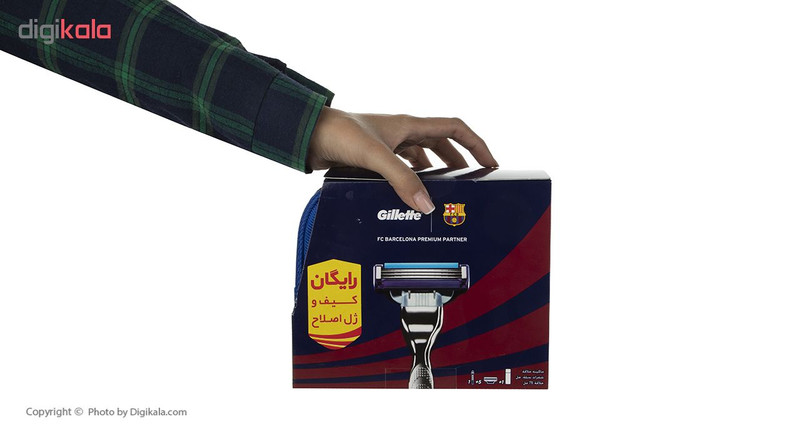 پک ژل اصلاح مردانه ژیلت مدل FCBARCELONA به همراه کیف
