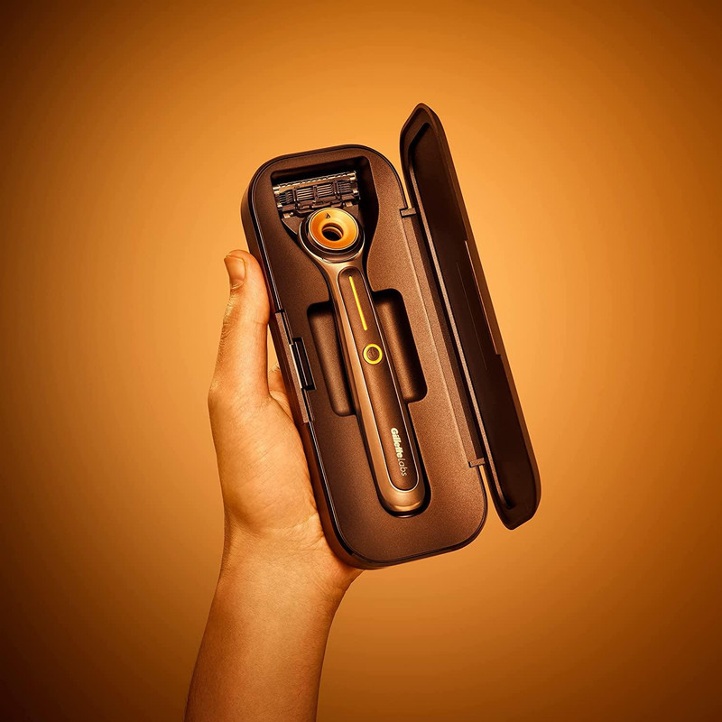 خودتراش ژیلت مدل Labs Heated Razor به همراه تیغ یدک