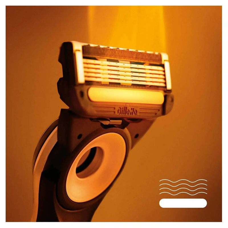 خودتراش ژیلت مدل Labs Heated Razor به همراه تیغ یدک